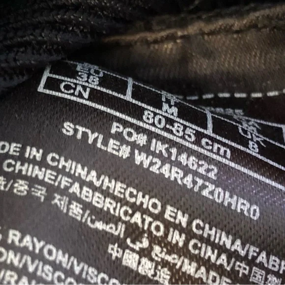 Guess bodycon dress - Picture 2 of 5